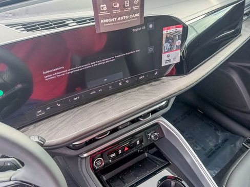 New 2025 Audi Q5 Premium image 19