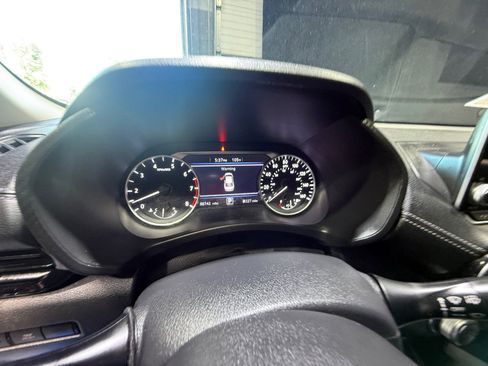 Used 2023 Nissan Sentra SV FWD image 11