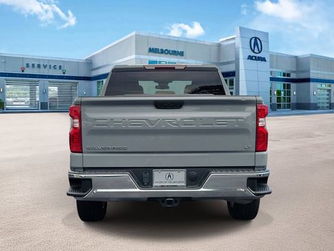 Used 2024 Chevrolet Silverado 1500 LT AWD/4WD image 5