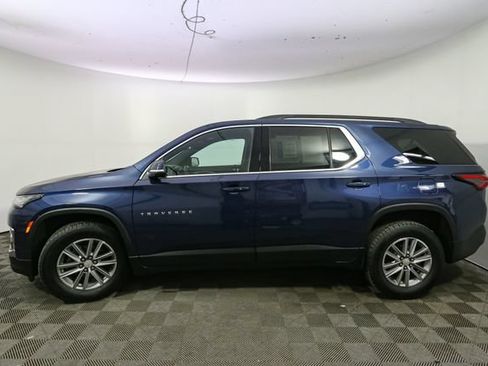 Used 2023 Chevrolet Traverse LT AWD/4WD image 6