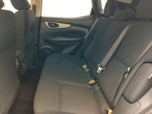 Used 2020 Nissan Rogue Sport S FWD image 18