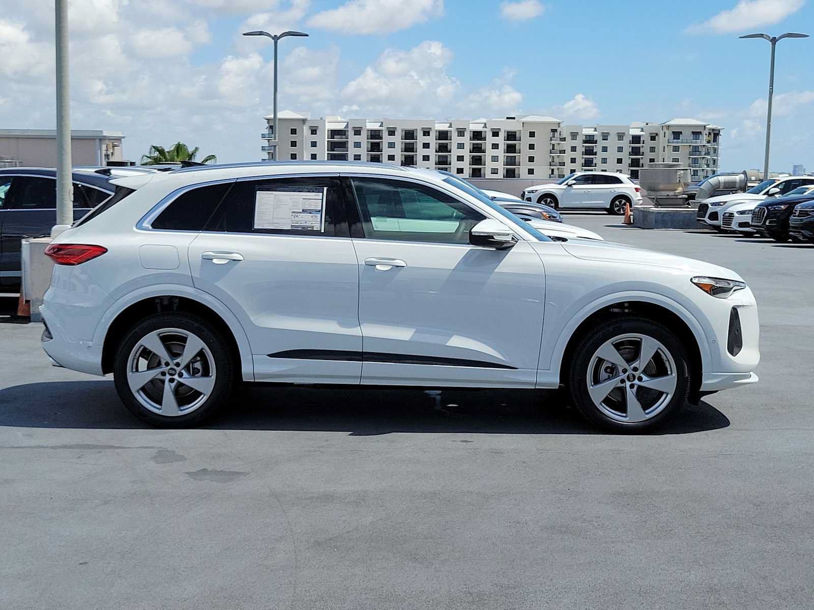 New 2026 Audi Q5 Premium Plus AWD/4WD image 7