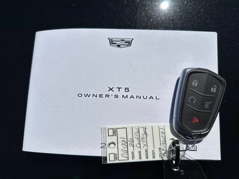 Used 2025 Cadillac XT5 Sportv w/ Technology Package AWD/4WD image 47