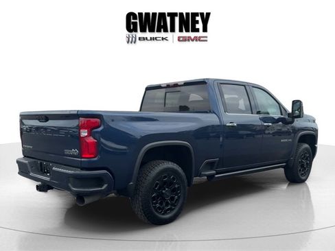 Used 2023 Chevrolet Silverado 2500 High Country w/ Technology Package image 7