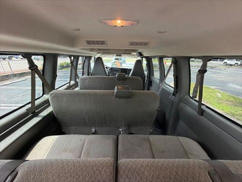 Used 2023 Chevrolet Express 3500 LS RWD image 19
