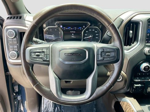 Used 2021 GMC Sierra 3500 Denali w/ Denali Ultimate Package AWD/4WD image 11