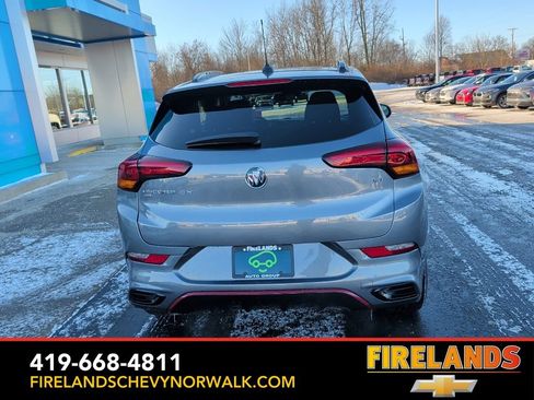 Certified 2020 Buick Encore GX Essence w/ Experience Buick Package image 6