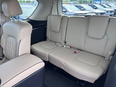 Used 2024 Nissan Armada Platinum w/ Captain's Chairs Package AWD/4WD image 24