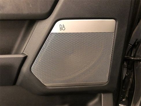 Used 2023 Ford F250 Lariat w/ Camper Package image 17