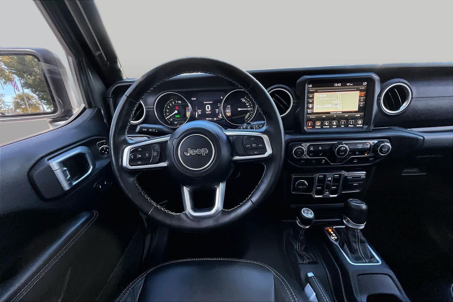 Used 2023 Jeep Wrangler Unlimited Sahara w/ Cold Weather Group AWD/4WD image 6