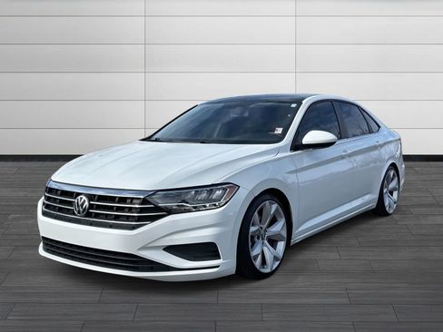 Used 2020 Volkswagen Jetta SE w/ SE Cold Weather Package image 8