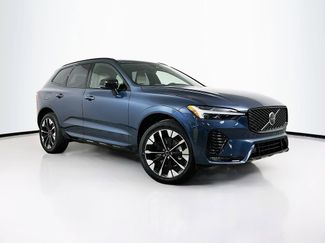 Used 2026 Volvo XC60 B5 Plus w/ Protection Package Premier video 1