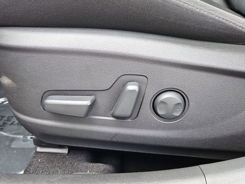 Used 2023 Hyundai Kona SEL image 12