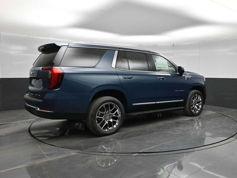New 2026 GMC Yukon Elevation w/ Elevation Premium Package AWD/4WD image 8