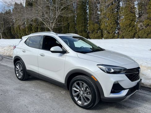 Used 2023 Buick Encore GX Essence w/ Experience Buick Package image 41