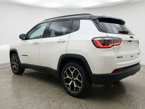 Used 2025 Jeep Compass Limited AWD/4WD image 6