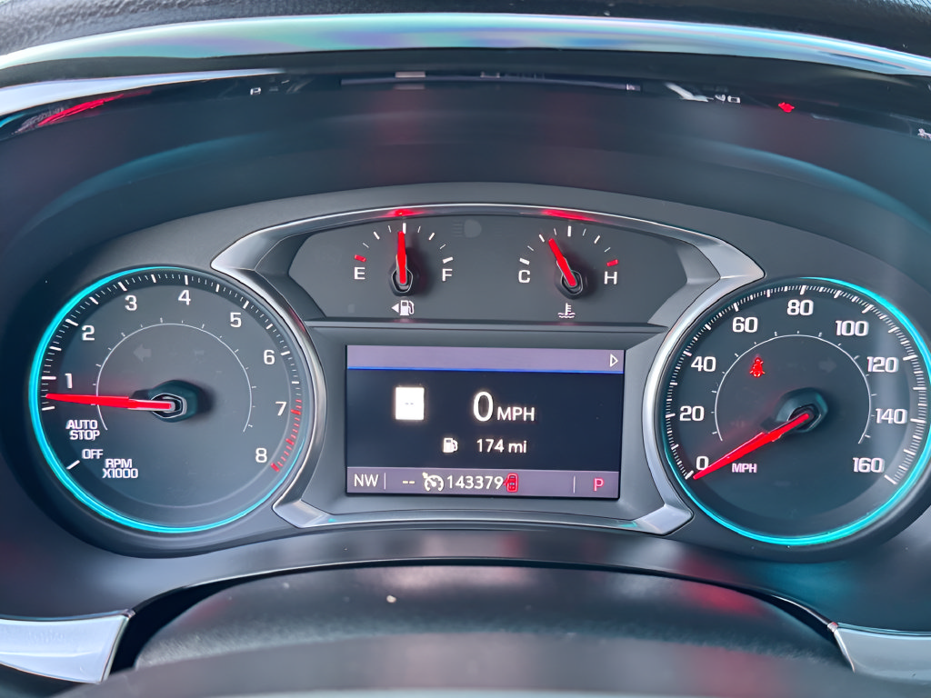 Used 2020 Chevrolet Traverse Premier w/ Redline Edition FWD image 16