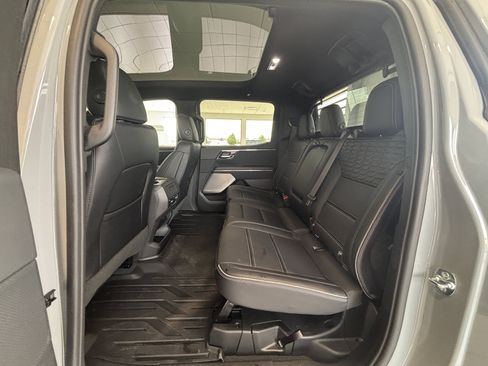Used 2026 GMC Sierra EV Denali AWD/4WD image 18