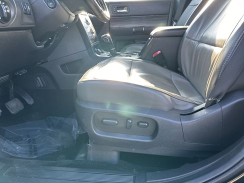Used 2019 Ford Flex SEL w/ Equipment Group 202A image 16