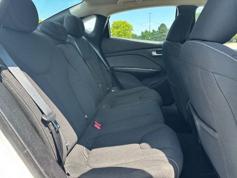 Used 2013 Dodge Dart SXT w/ Popular Equipment Group FWD image 14