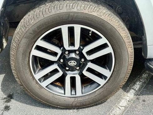 Used 2019 Toyota 4Runner Limited AWD/4WD image 26