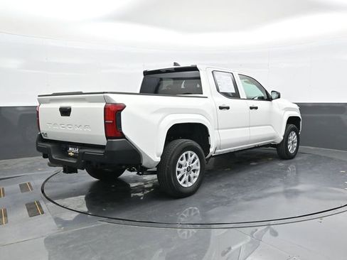 Used 2024 Toyota Tacoma SR w/ SR Upgrade Package image 6