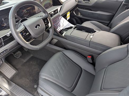 New 2026 INFINITI QX80 Autograph AWD/4WD image 11