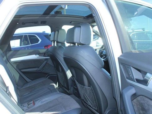 Used 2020 Audi SQ5 Premium Plus image 13