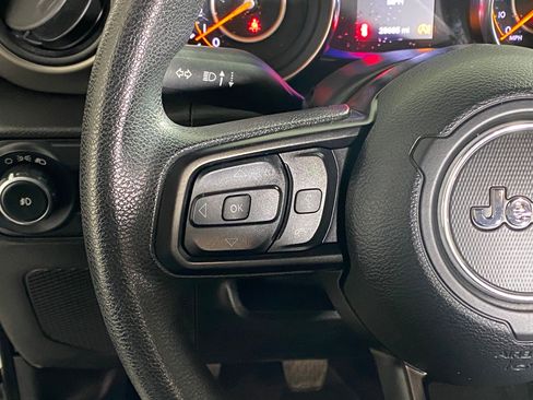 Used 2019 Jeep Wrangler Sport image 15