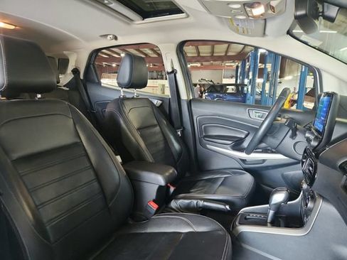 Used 2020 Ford EcoSport Titanium AWD/4WD image 22