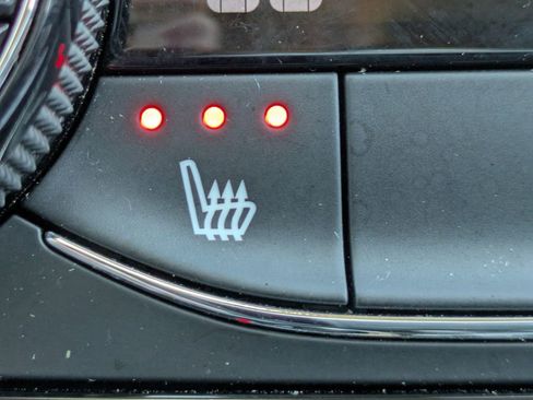 Used 2023 Buick Encore GX Essence w/ Experience Buick Package image 24