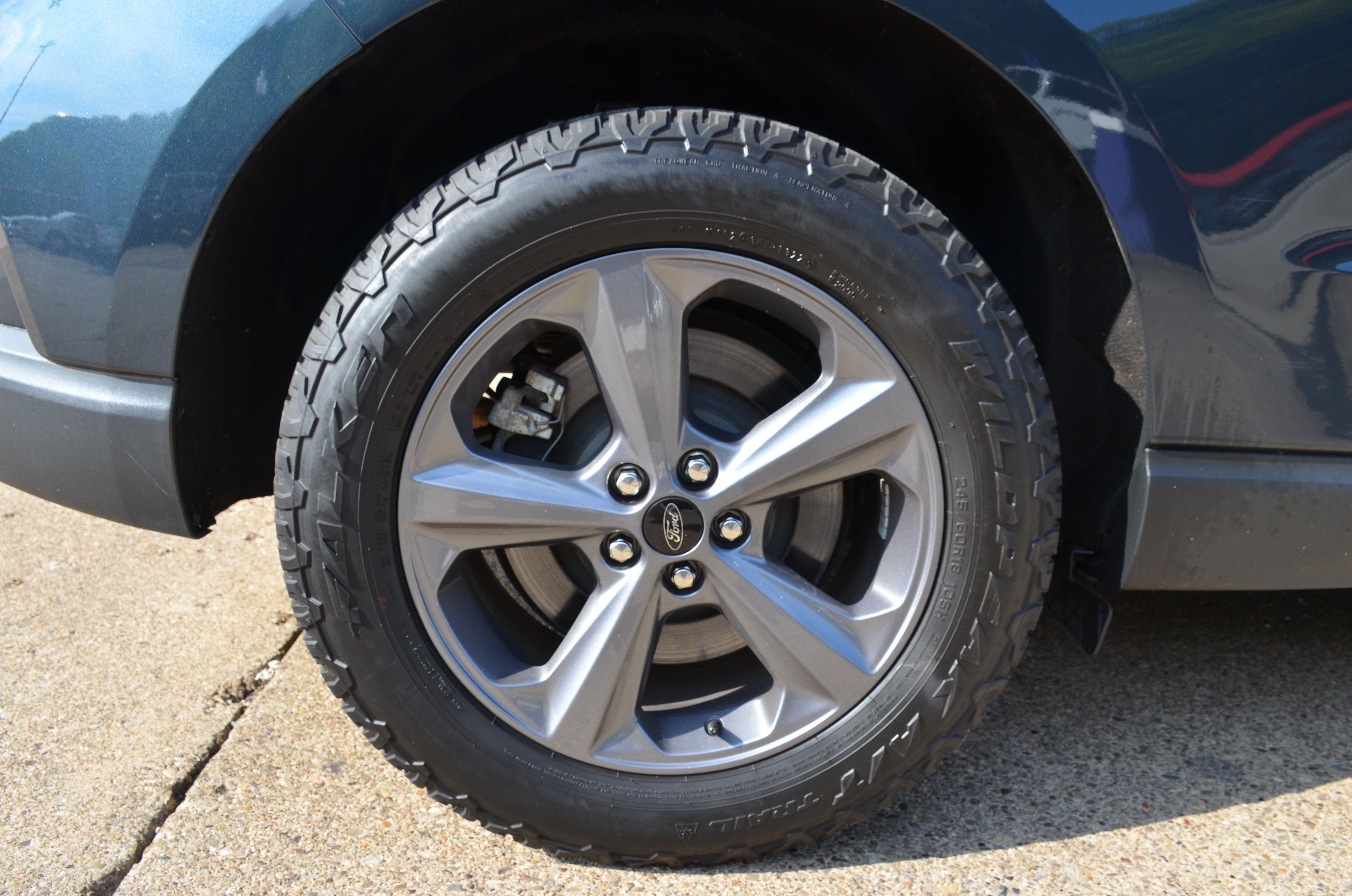 Used 2023 Ford Edge SEL w/ Sport Appearance Package AWD/4WD image 18