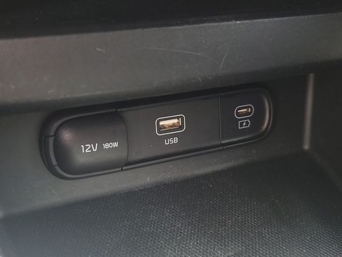 Used 2024 Kia Seltos S AWD/4WD image 9