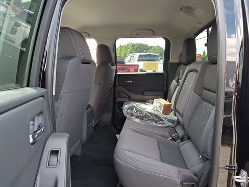New 2026 Nissan Frontier SV AWD/4WD image 7
