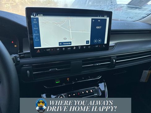 New 2026 Lincoln Corsair Premiere image 16