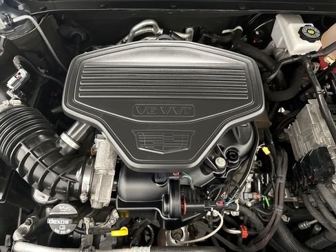 Used 2020 Cadillac XT6 Premium Luxury AWD/4WD image 30