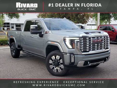 Used 2024 GMC Sierra 3500 Denali w/ Denali Reserve Package AWD/4WD image 1