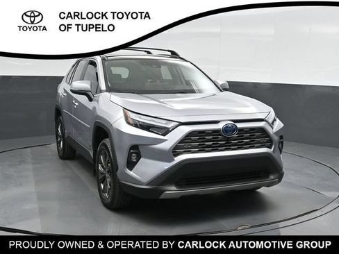 Used 2024 Toyota RAV4 Limited AWD/4WD image 7