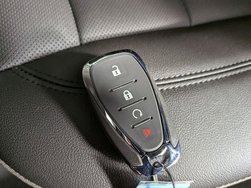 New 2025 Chevrolet Trax ACTIV w/ Driver Confidence Package image 30