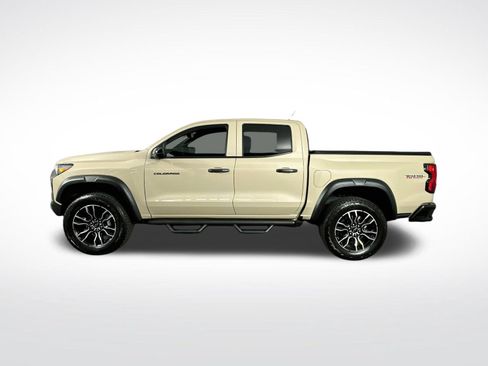 Used 2024 Chevrolet Colorado Trail Boss w/ LPO, Dark Essentials Package AWD/4WD image 5