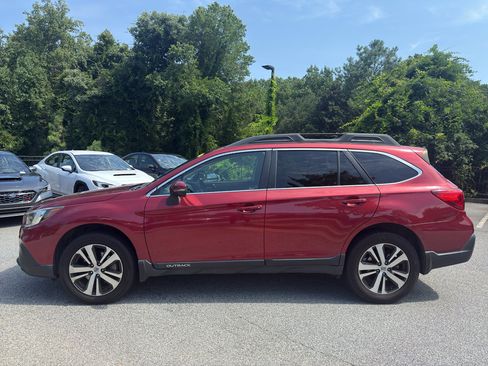 Used 2018 Subaru Outback 2.5i Limited AWD/4WD image 5