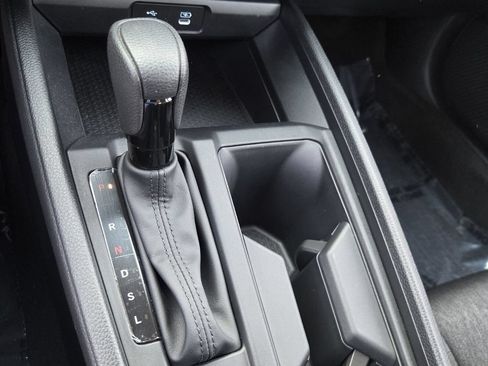Certified 2025 Honda Accord SE image 18