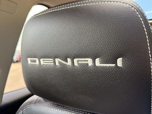 Used 2023 GMC Terrain Denali w/ LPO, Floor Liner Package AWD/4WD image 36