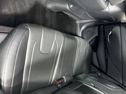 Used 2023 Hyundai Elantra Limited FWD image 19