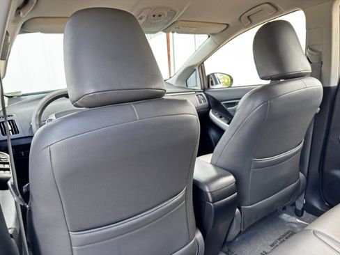 Used 2012 Toyota Prius Three image 29