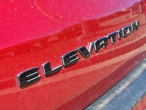 Used 2024 GMC Acadia Elevation image 11