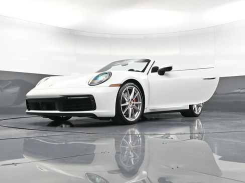 Certified 2020 Porsche 911 Carrera 4S AWD/4WD image 41