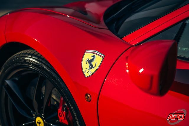 Used 2018 Ferrari 488 GTB RWD image 34