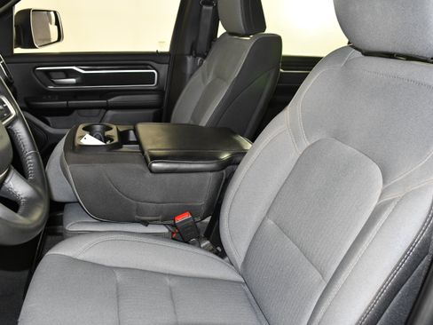 Used 2023 RAM 1500 Big Horn AWD/4WD image 38