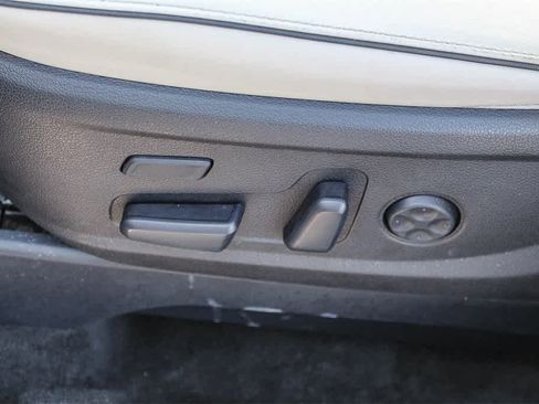 Certified 2022 Hyundai Palisade Calligraphy w/ Winter Package image 27